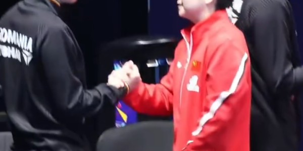 为备战日本孙颖莎又加练！37岁老将多次鼓励 谦逊之言显大将风采