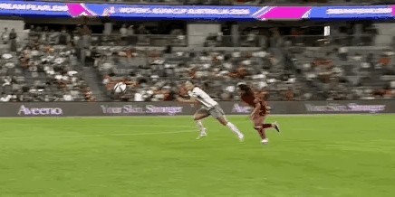 kaiyun-女足亚洲杯！2-0，王霜世界波吊射！中国队开门红，击败孟加拉国