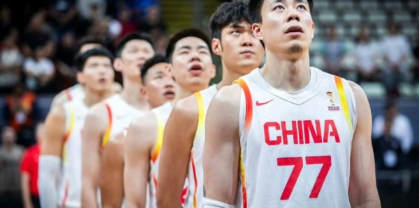 kaiyun体育中国站-争议！FIBA替中国台北半场开香槟，赛后疑阴阳中国男篮，幸亏没输